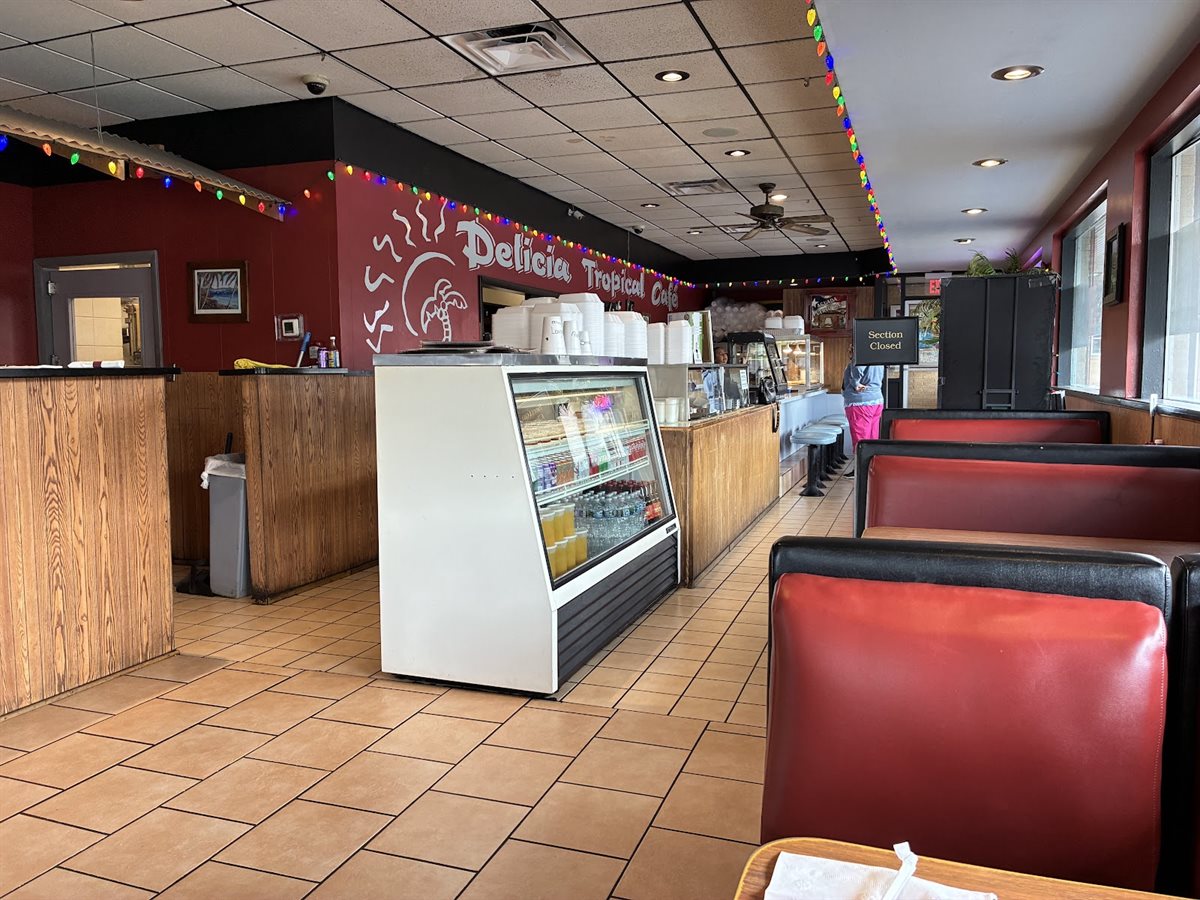 Delicia Tropical Cafe